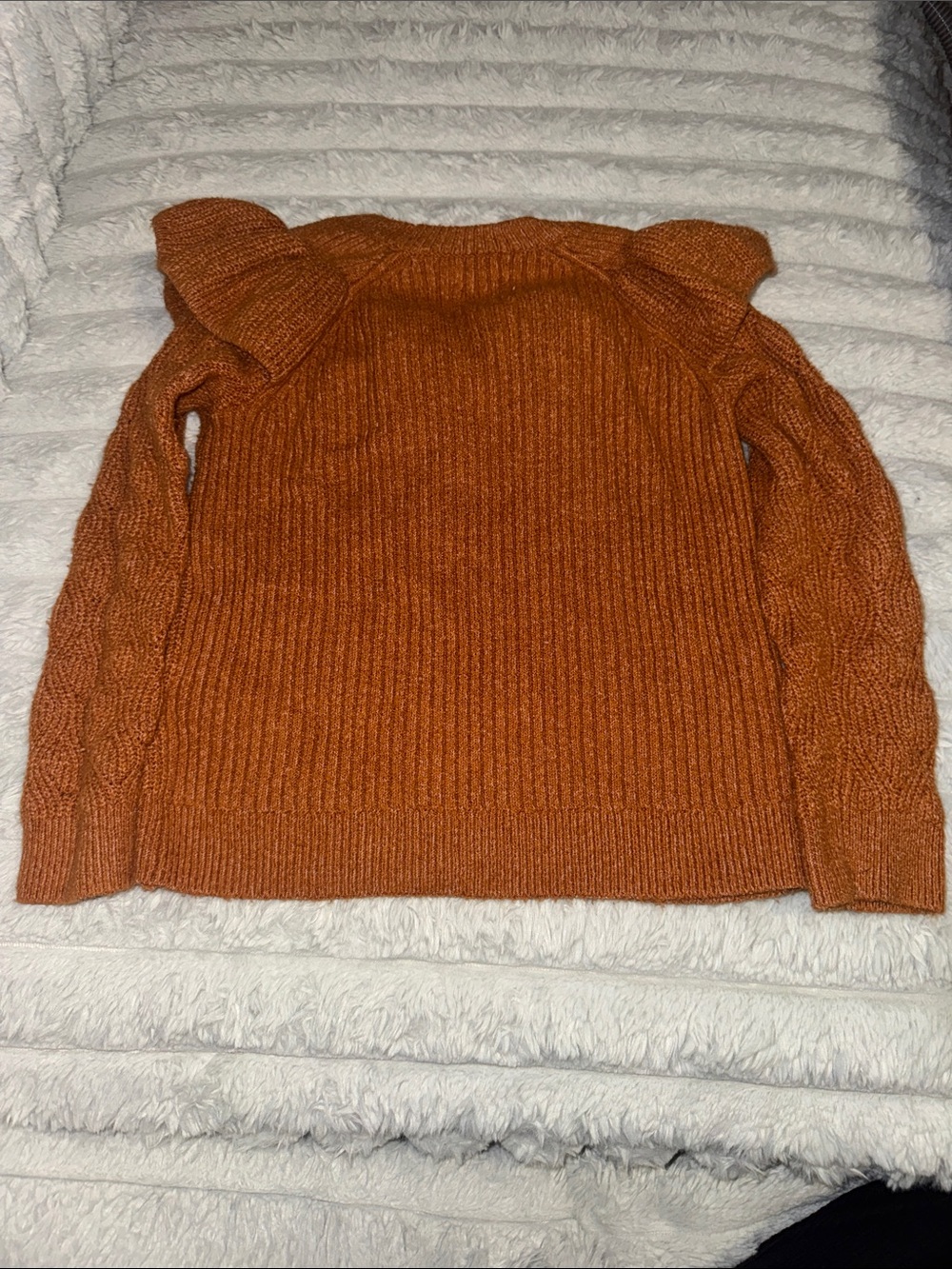 Amazon Essentials Rust Ruffled Cable-Knit Sweater - Picture 3 of 5